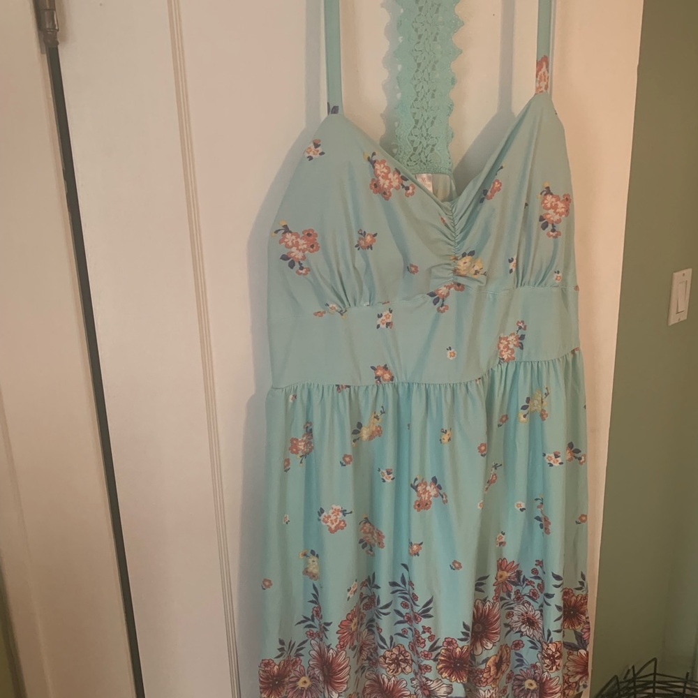 Women’s dress